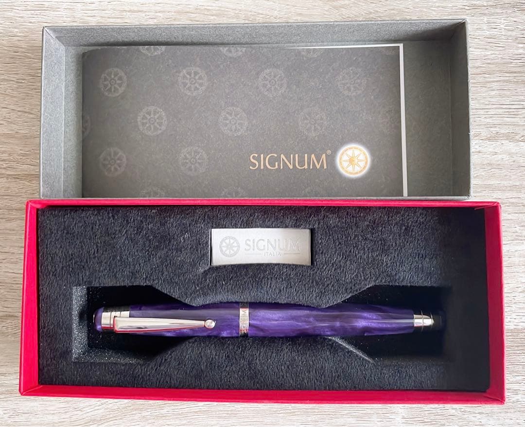 【箱付き美品】　シグナム　ノーバ　万年筆　パープル　18K