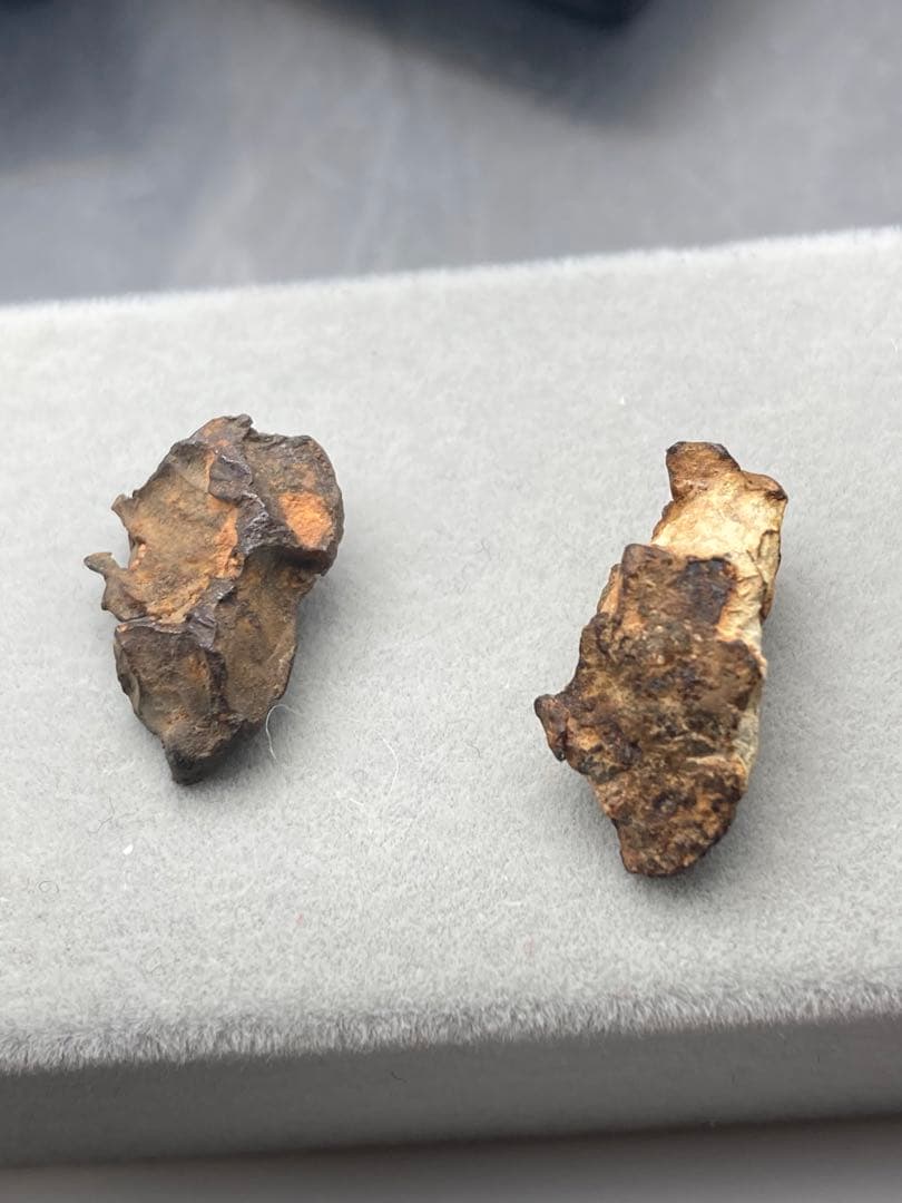イミラック隕石原石2個