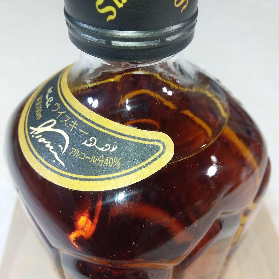 黒角　味わい旨口　700ml　40%