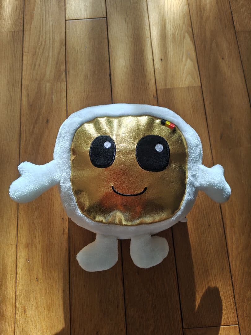 大阪万博　ベルギーパビリオン　ベルベル　ぬいぐるみ