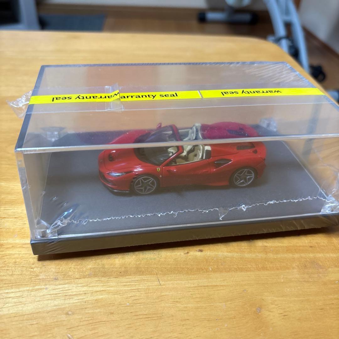 Ferrari F8 Spider ミニカー