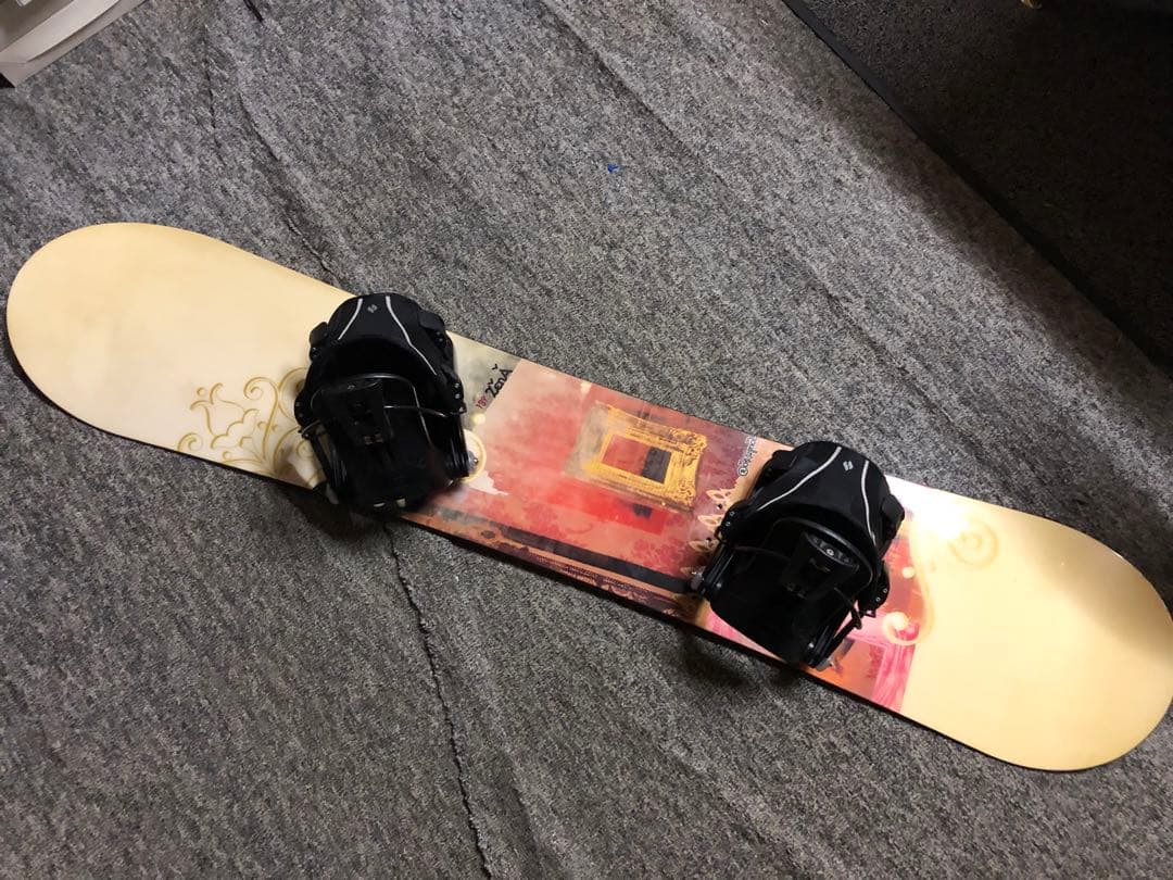 ROSSIGNOL139×flow スノボ2点セット