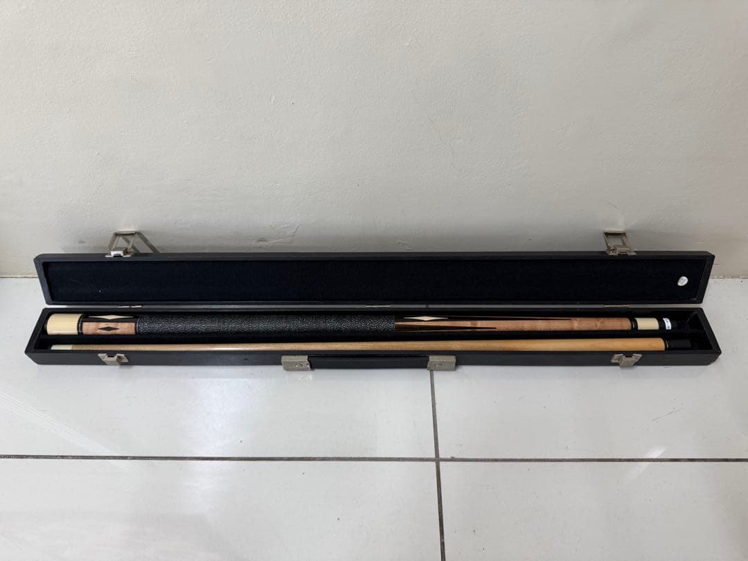 極美品Mezz cues SA-９ メッヅ ビリヤードキュー