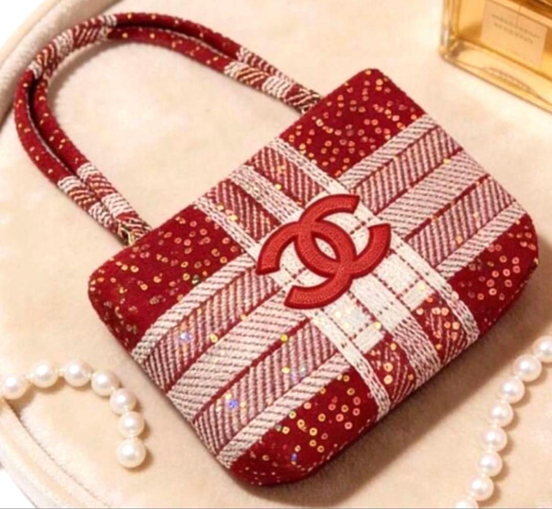 CHANEL ツイード 赤 スパンコール トートバッグ　ノベルティ