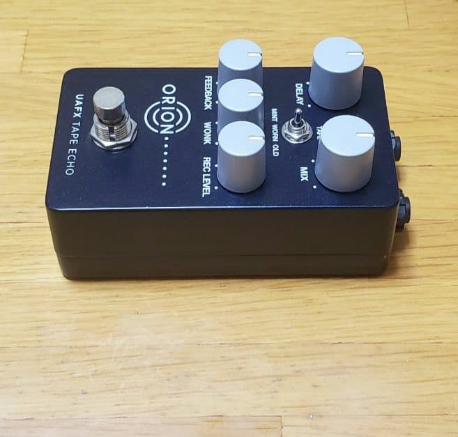 UNIVERSAL AUDIO UAFX TAPE ECHO ギターエフェクター