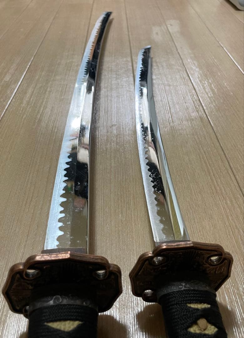 模造刀　居合刀　太刀　脇差　刀掛け　武具　Q663