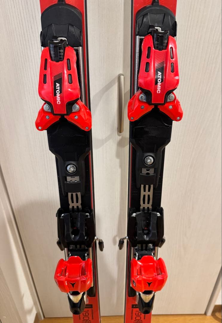 【値引き・競技用】ATOMIC REDSTER 9 R5 スキー板 190cm