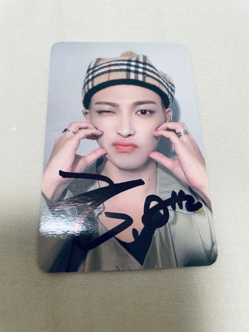 ATEEZ トレカ ホンジュン 直筆サイン makestar 当選者