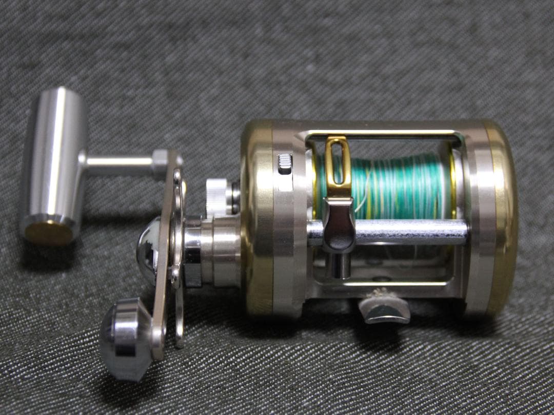 DAIWA　ミリオネア　CV-Z300 　　　外箱、専用袋、取扱説明書