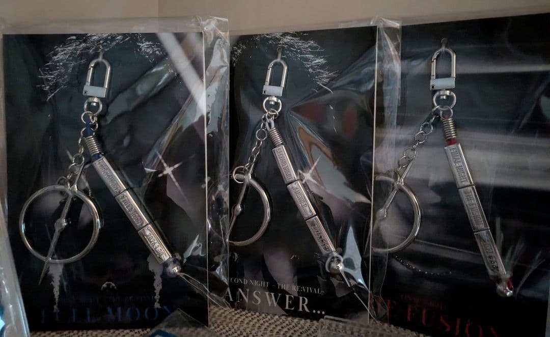 ØMI  INFINITY MOON メタルキーチャーム&御楽印