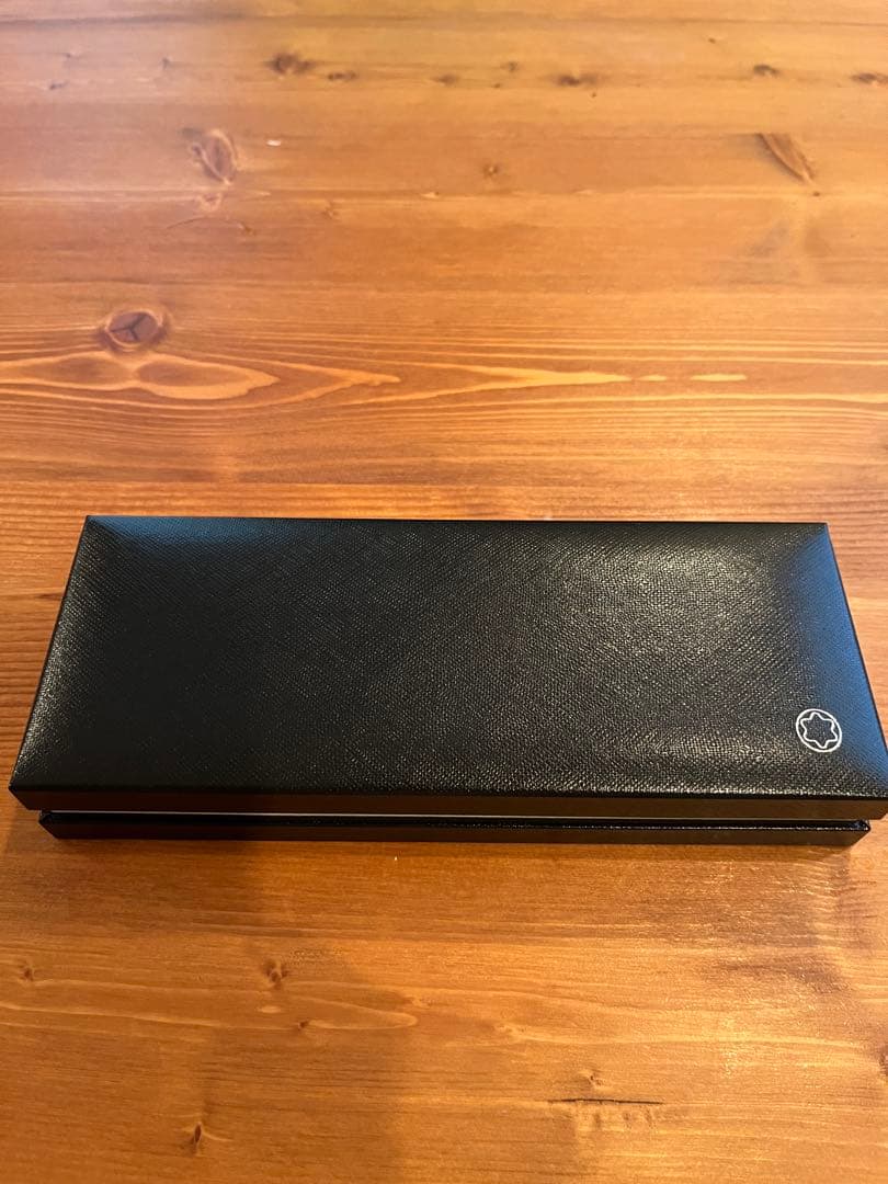 Montblanc マイスターシュテュック　カーボンソリテール　ボールペン