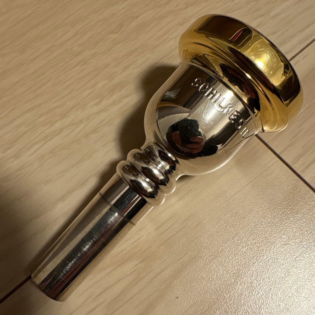 トロンボーン・ユーフォニアム用太管マウスピース　シルキー51D　リム、インナー金