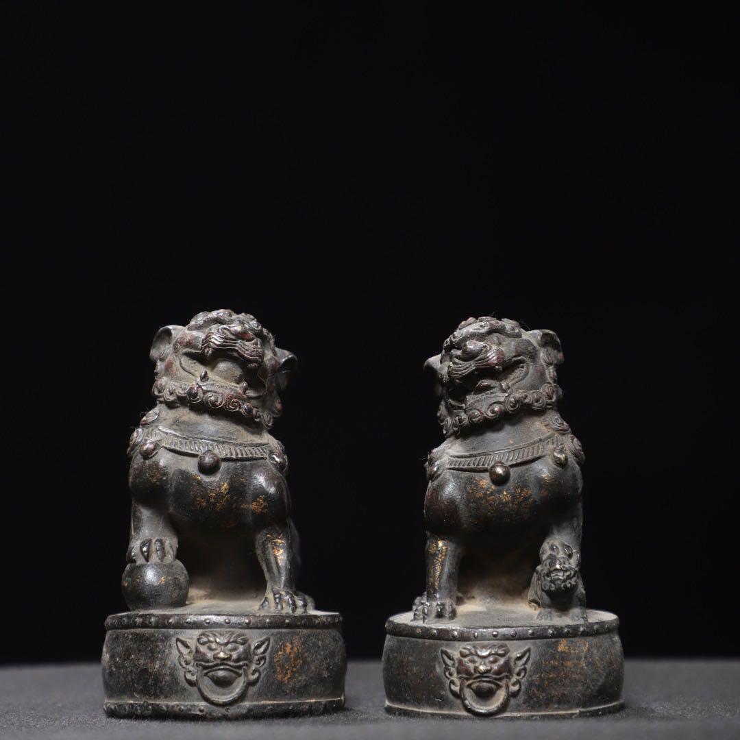 銅製　獅子像 2体セット　魔除け・守護・権威　文鎮　　　　　　置物