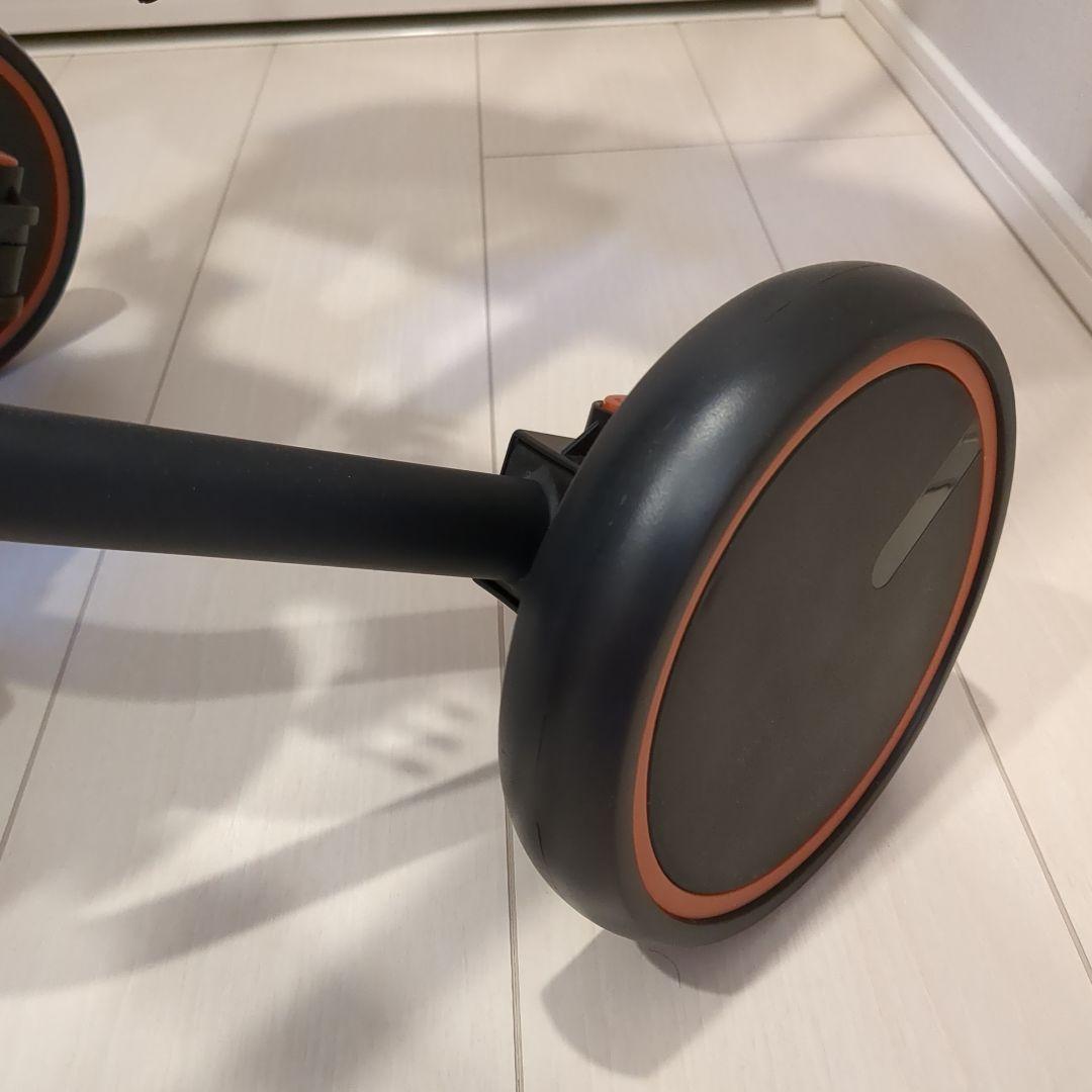 Bacany 三輪車 ブラック　幼児用自転車　多機能