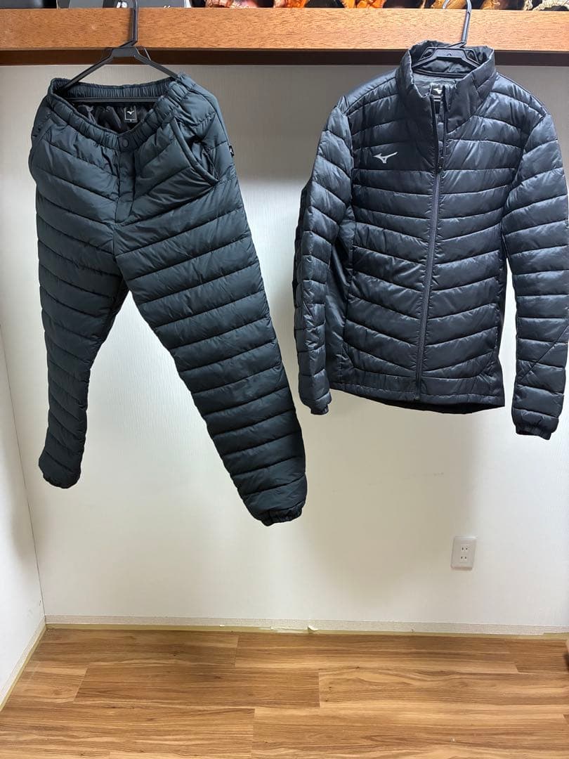 ミズノ　ブレスサーモダウン　上下セット　Lサイズ