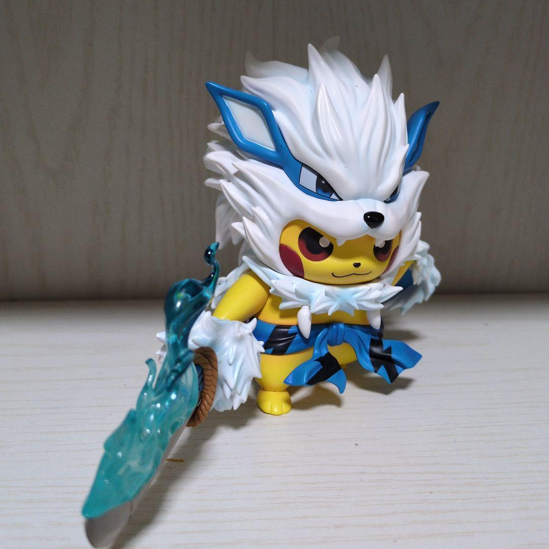 ポケモンフィギュア　限定商品　ピカチュウ　コスプレ