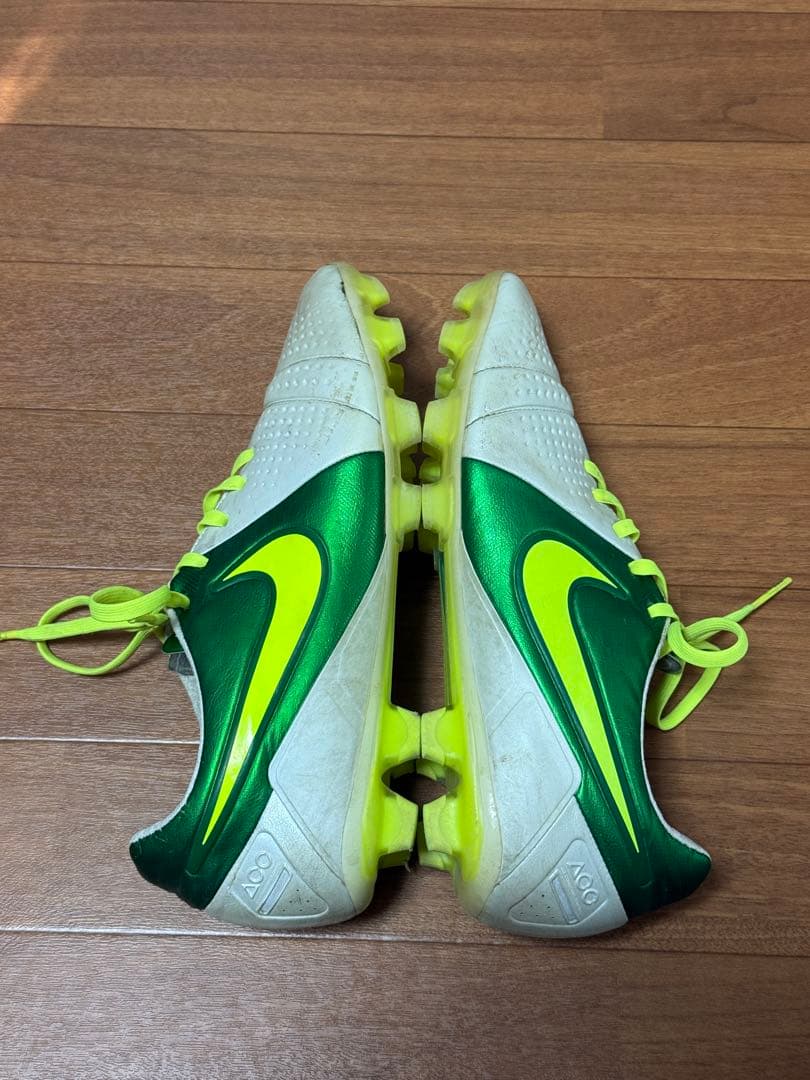 【中古品】NIKE CTR360マエストリ 2 HG 27.5