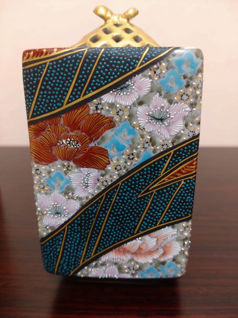 人気作家！九谷焼 中村陶志人 青粒花詰 香炉 共箱