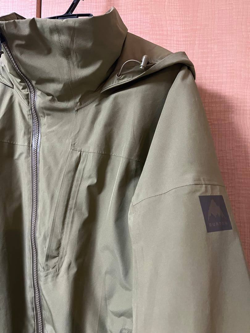 burton wms レディース Gore-Tex ジャケット　カーキ