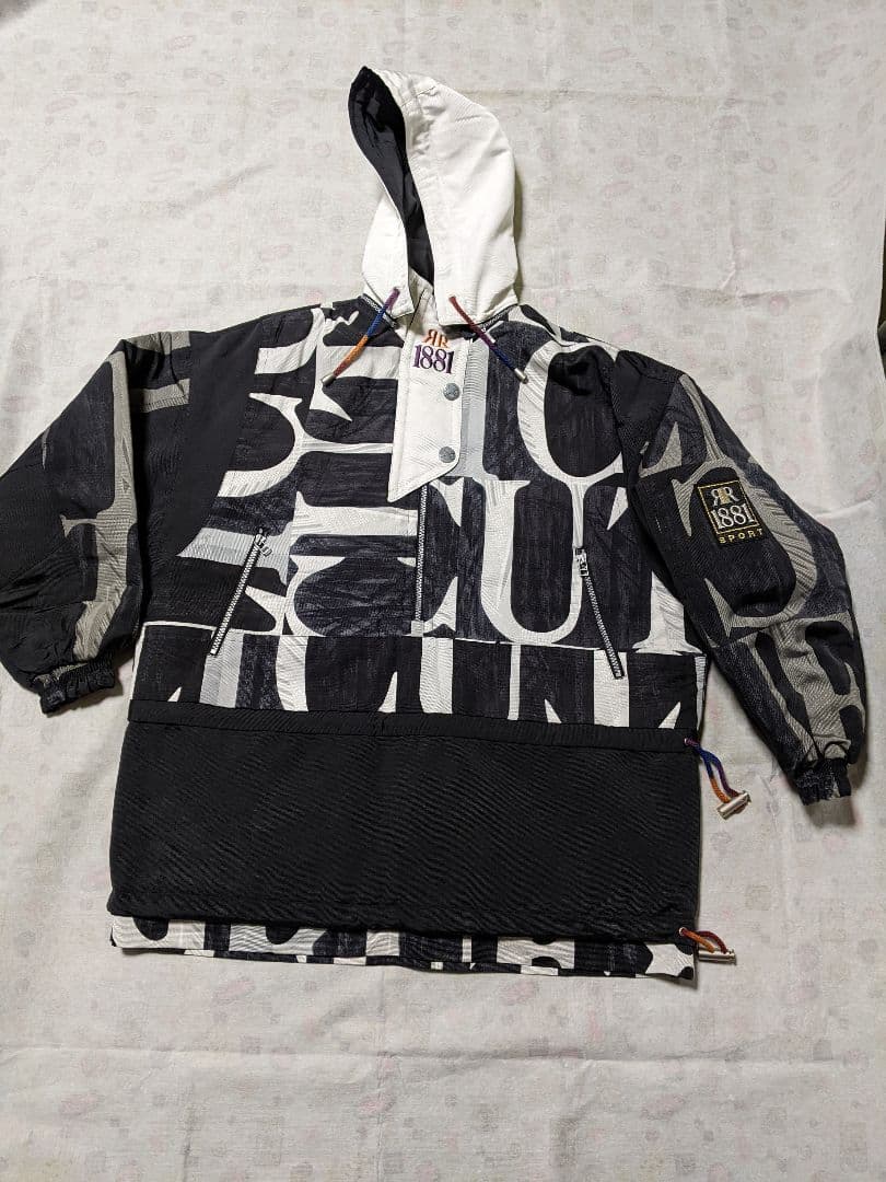 セルッティ　CERRUTI 1881のスキーウェア