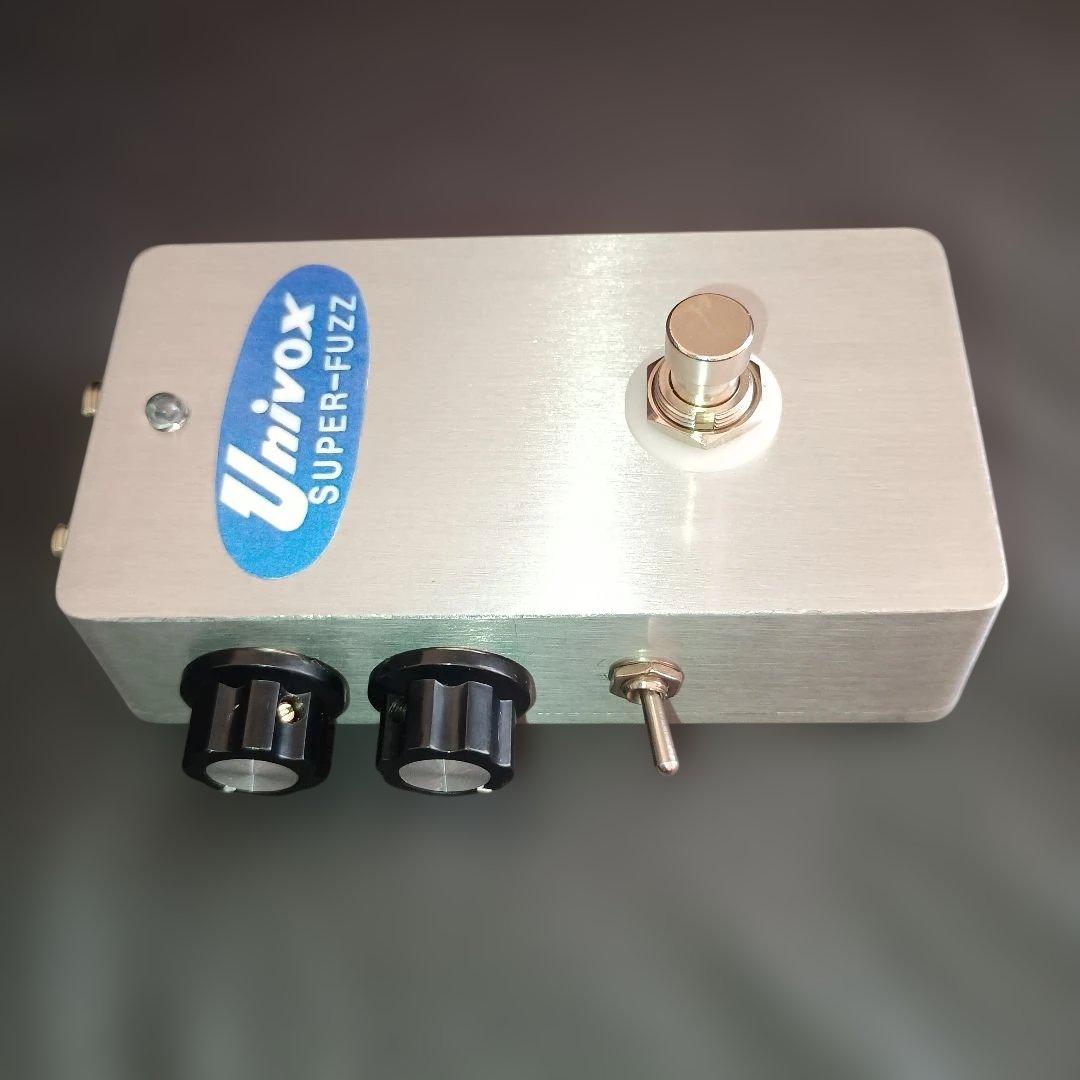 Univox/Super Fuzz コンパクトなハンドメイドクローン