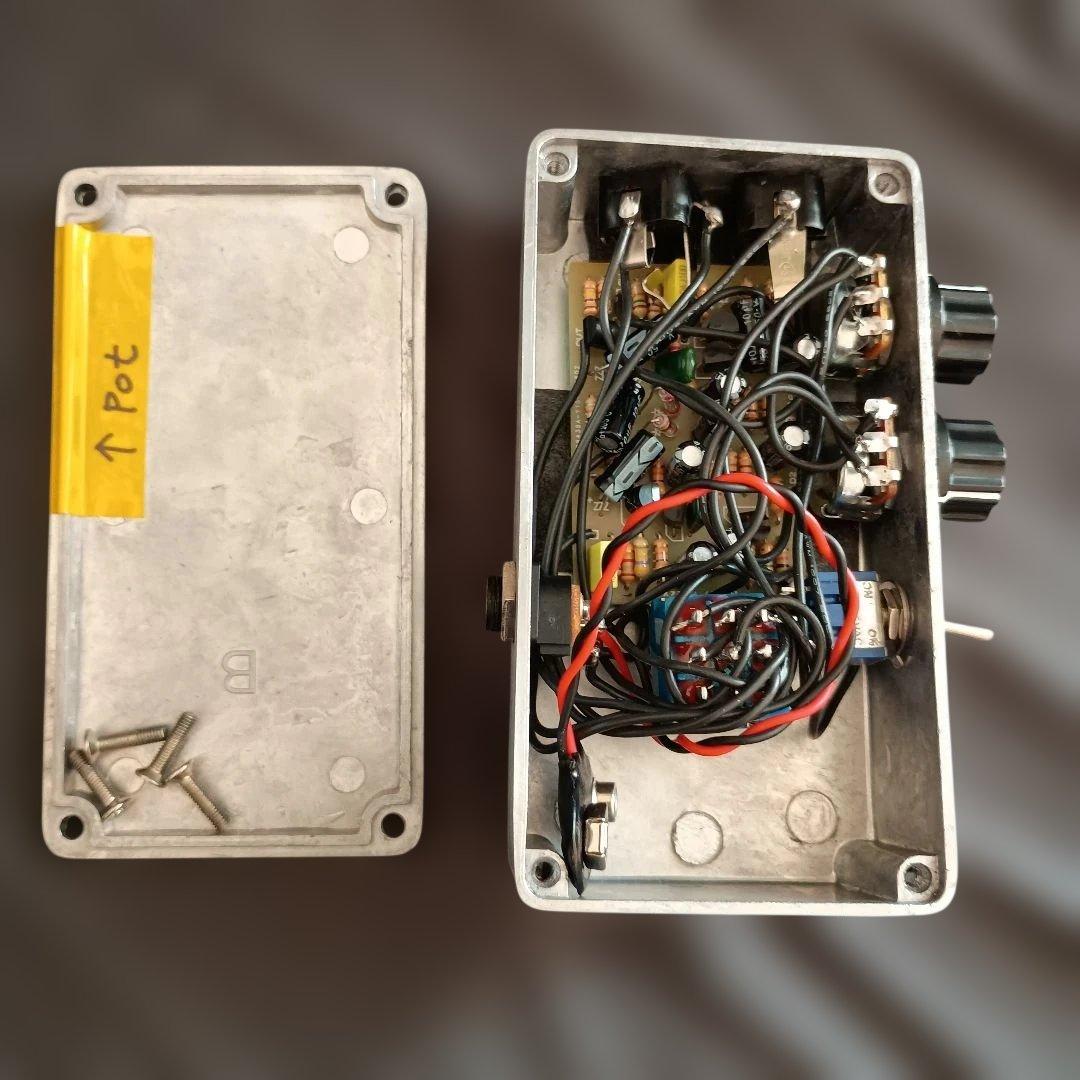 Univox/Super Fuzz コンパクトなハンドメイドクローン