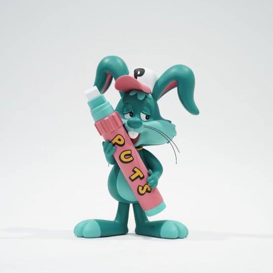 PUTS グラフィティー FIGURE