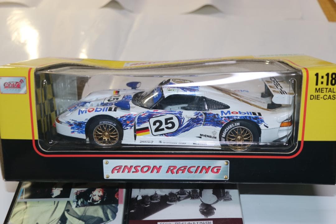 貴重　ANSON RACING製 ポルシェ９１１ＧＴ１　１／１８　中古品