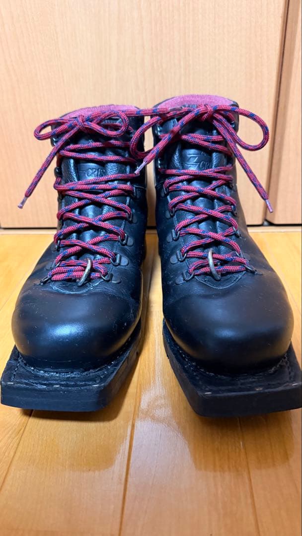 テレマークブーツ　革靴　クリスピー　28cmくらい