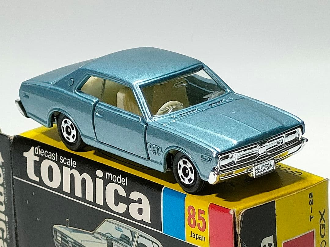 黒箱トミカ 85　日産グロリア2000GX　美品　日本製　デッドストック