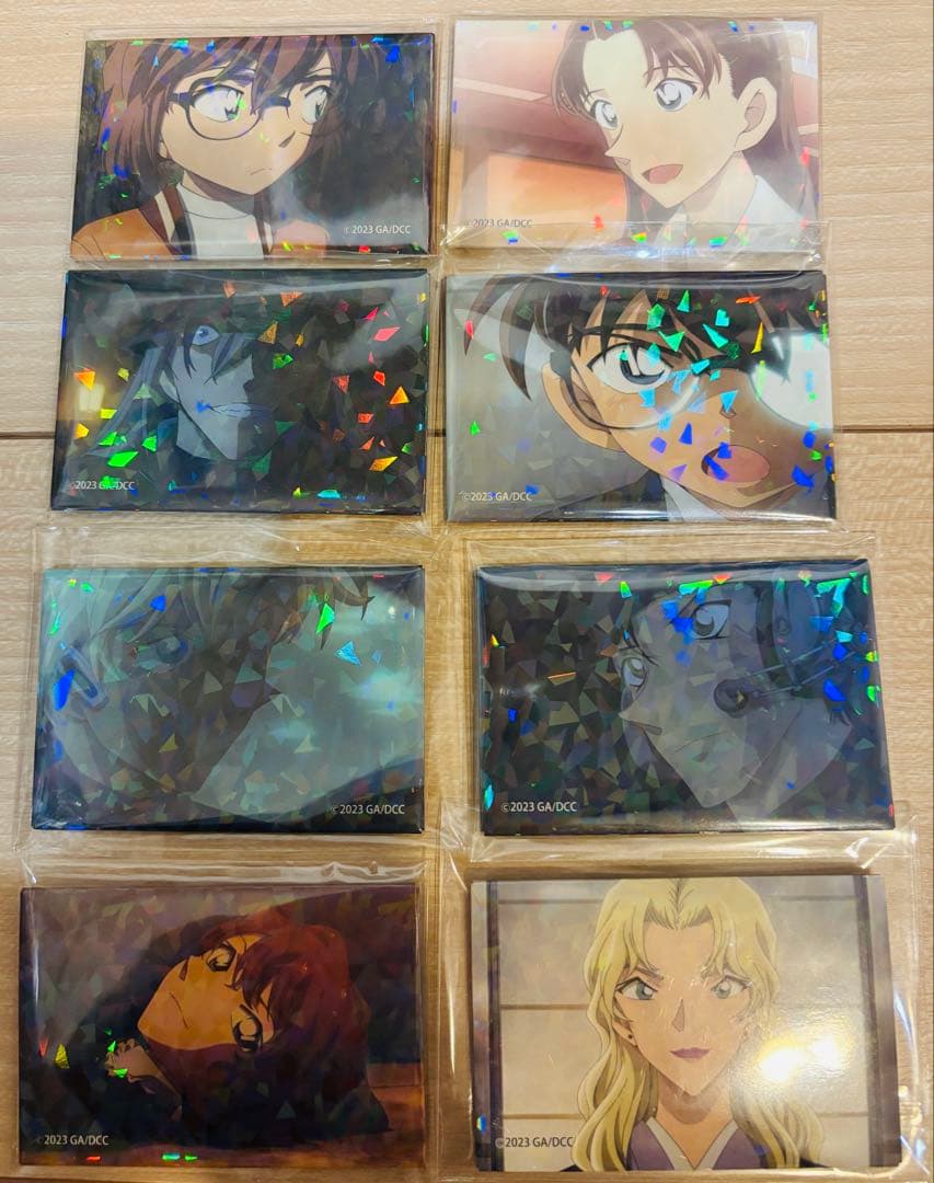 名探偵コナン　劇場版26弾黒鉄の魚影　ホログラムスクエア缶バッジ　2