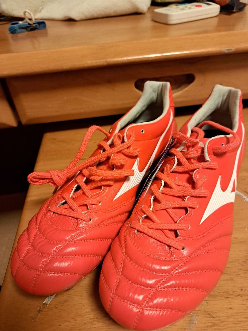 サッカースパイク モナルシーダネオ2エリート