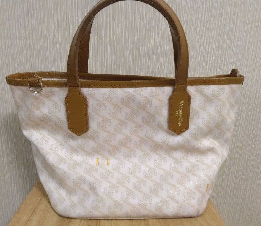 レザレクション　カートバッグ