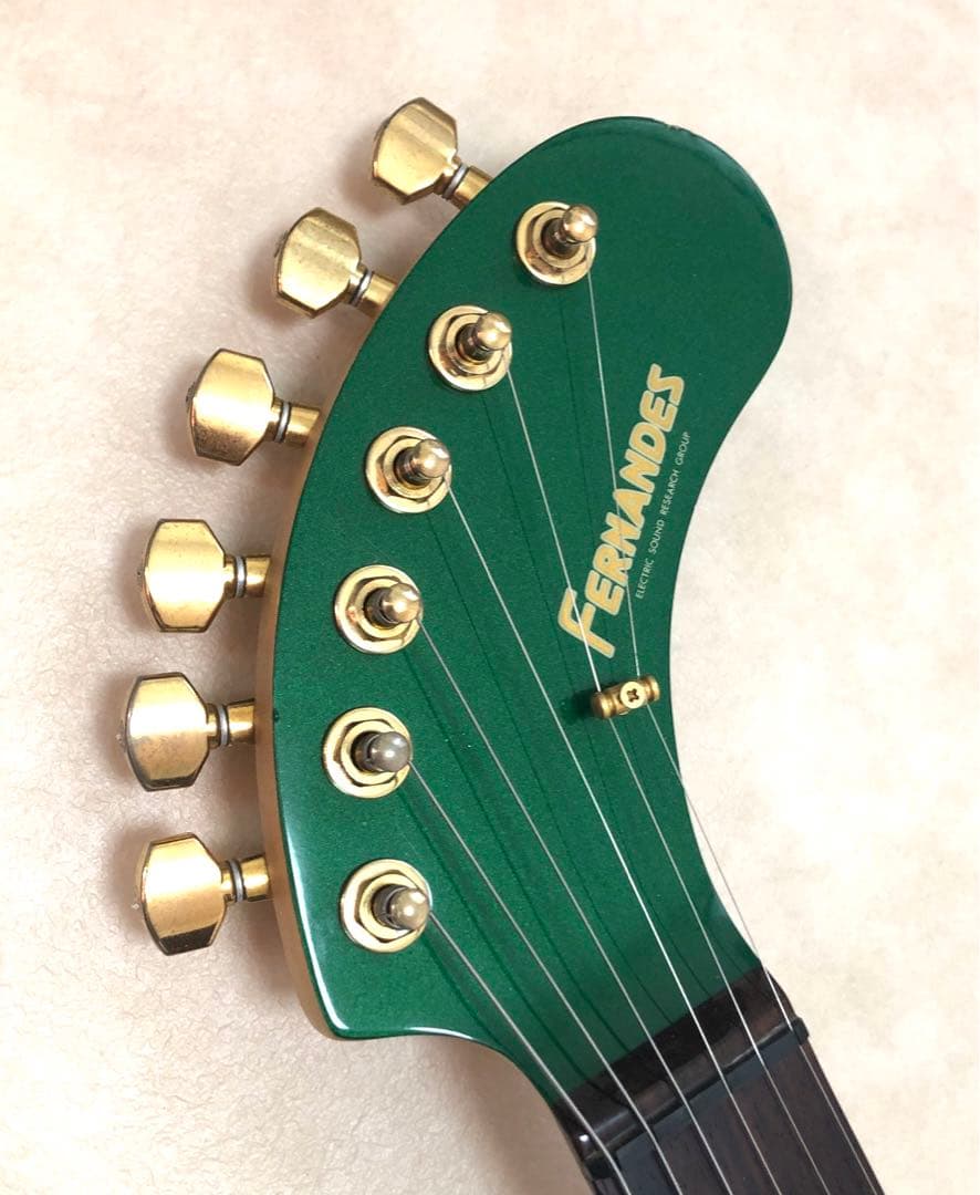 最終値下！【美品】ZO-3 芸達者 グリーン アンプ内蔵ミニギター 専用ケース付