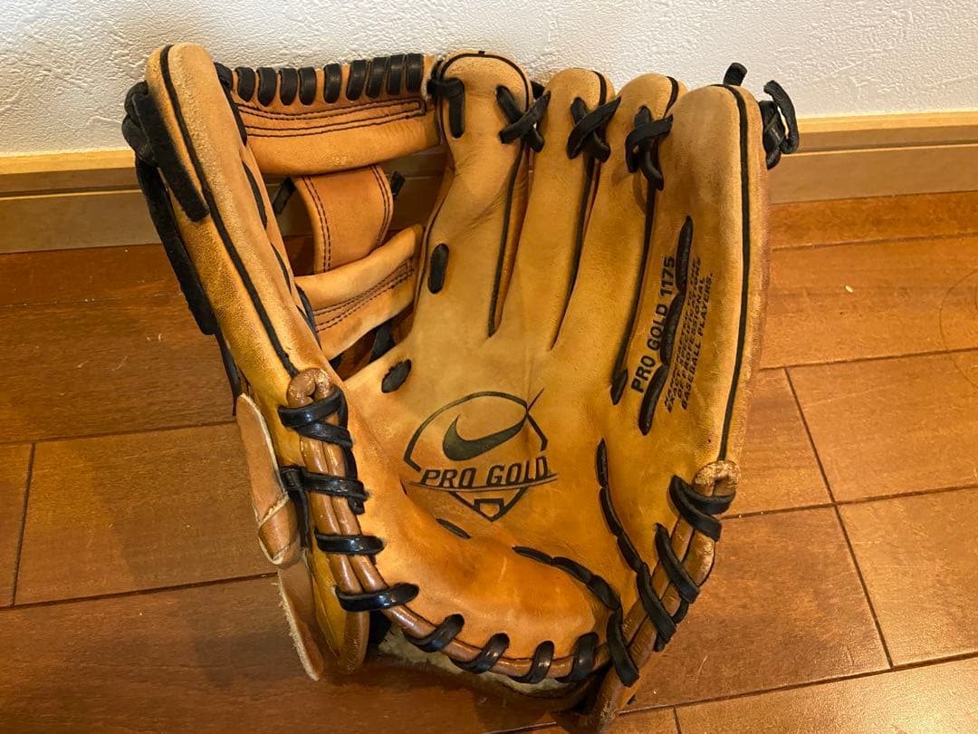 ナイキ(アメリカ) サード用 硬式グローブ NIKE