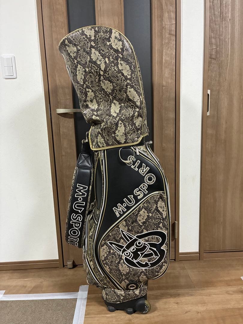 M.U.SPORT ヘビ柄 キャディバッグ