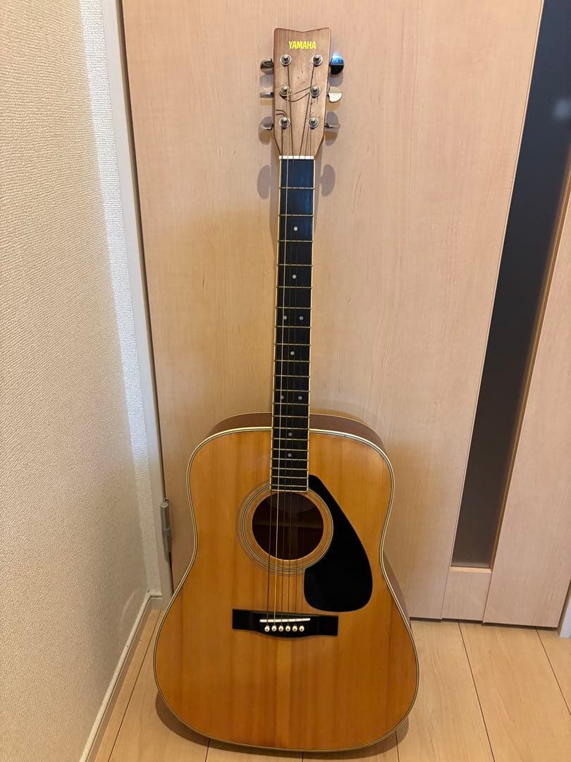 ヤマハアコースティックギターFG200D