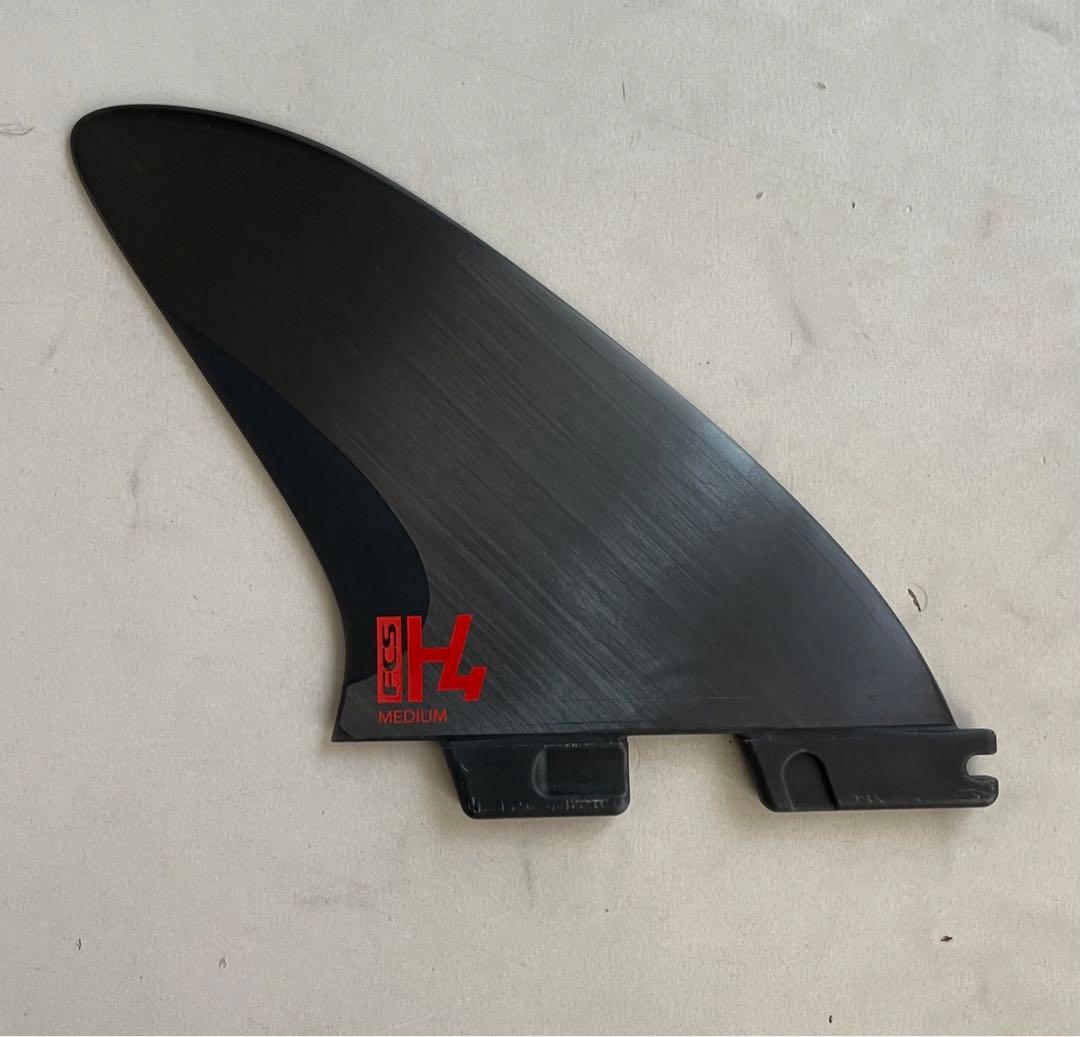 FCS2 H4 トライフィン　medium 美品　M