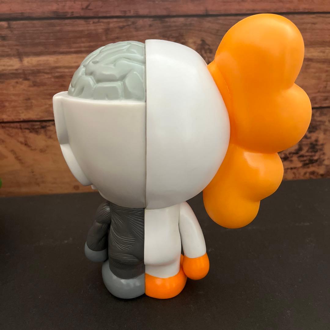 エイプ　bape フィギュア　kaws kaws milo