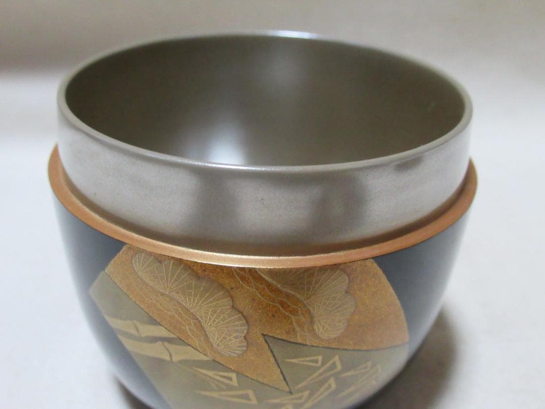 茶道具　輪島塗　松竹梅蒔絵　棗　一后一兆作　共箱