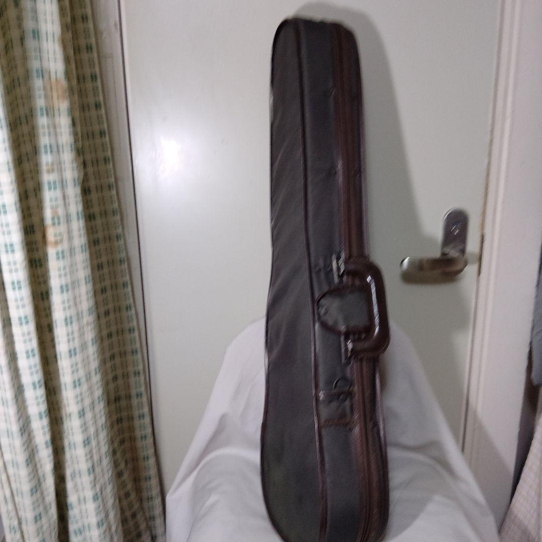 ♥️特価♥️スズキバイオリン4/4品番は上位高級クラスの300番、弓ケ―ス松脂付