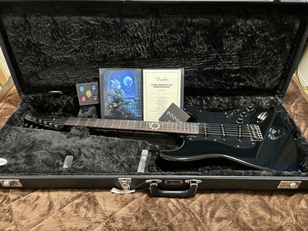 Fender FFXIV ストラトキャスター 美品 送料込