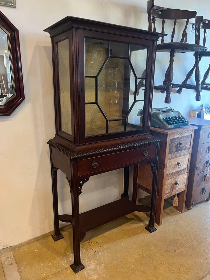 イギリス　アンティークキャビネット　1900年代（推定）