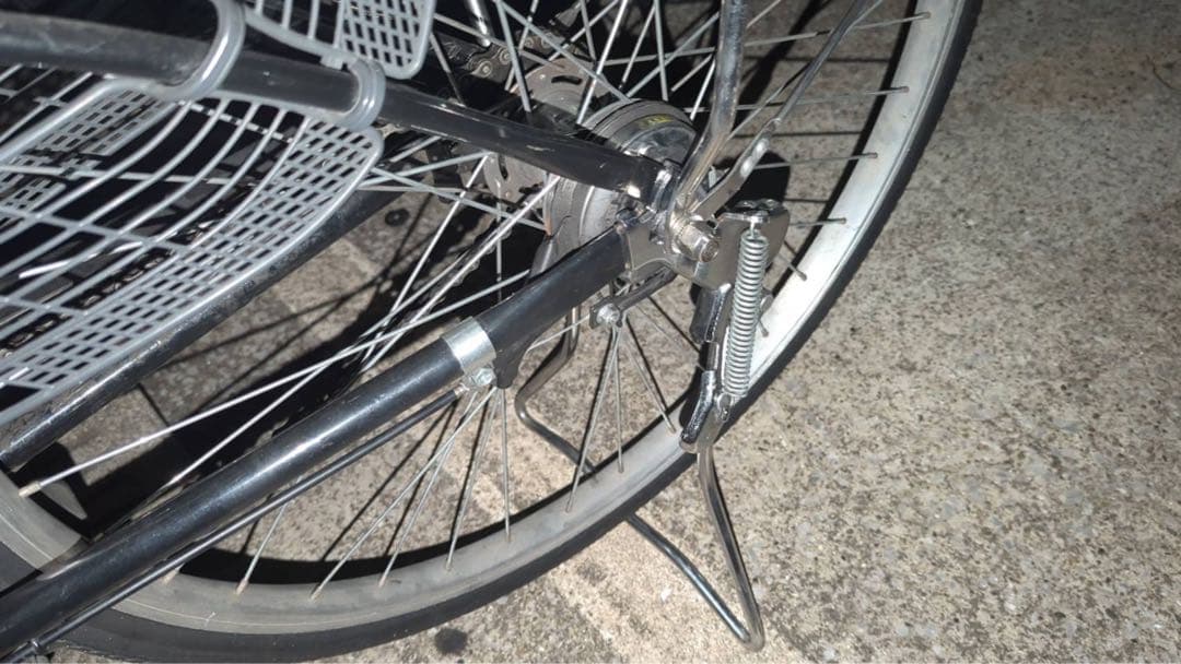 電動アシスト自転車 前カゴ付きバッテリー容量100%長押し５点灯