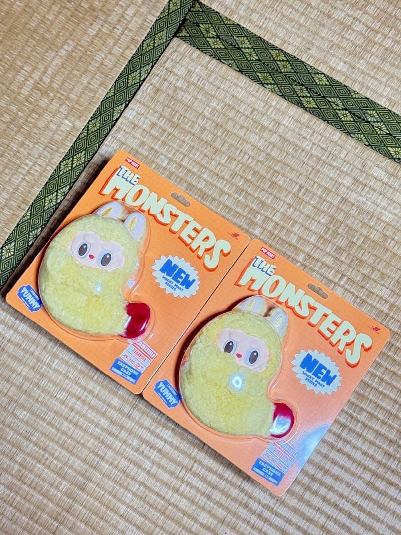 THE MONSTERS Wacky Mart イヤホンケース エビフライ2個