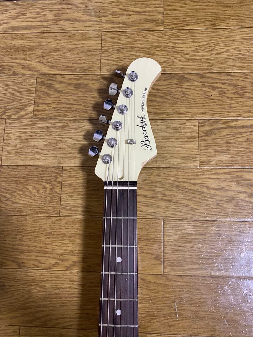 Bacchus ムスタング アイボリー BMS-1R