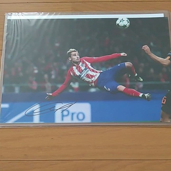 アントワーヌ・グリーズマン(アトレティコ・マドリード)直筆サイン入フォト証明書付