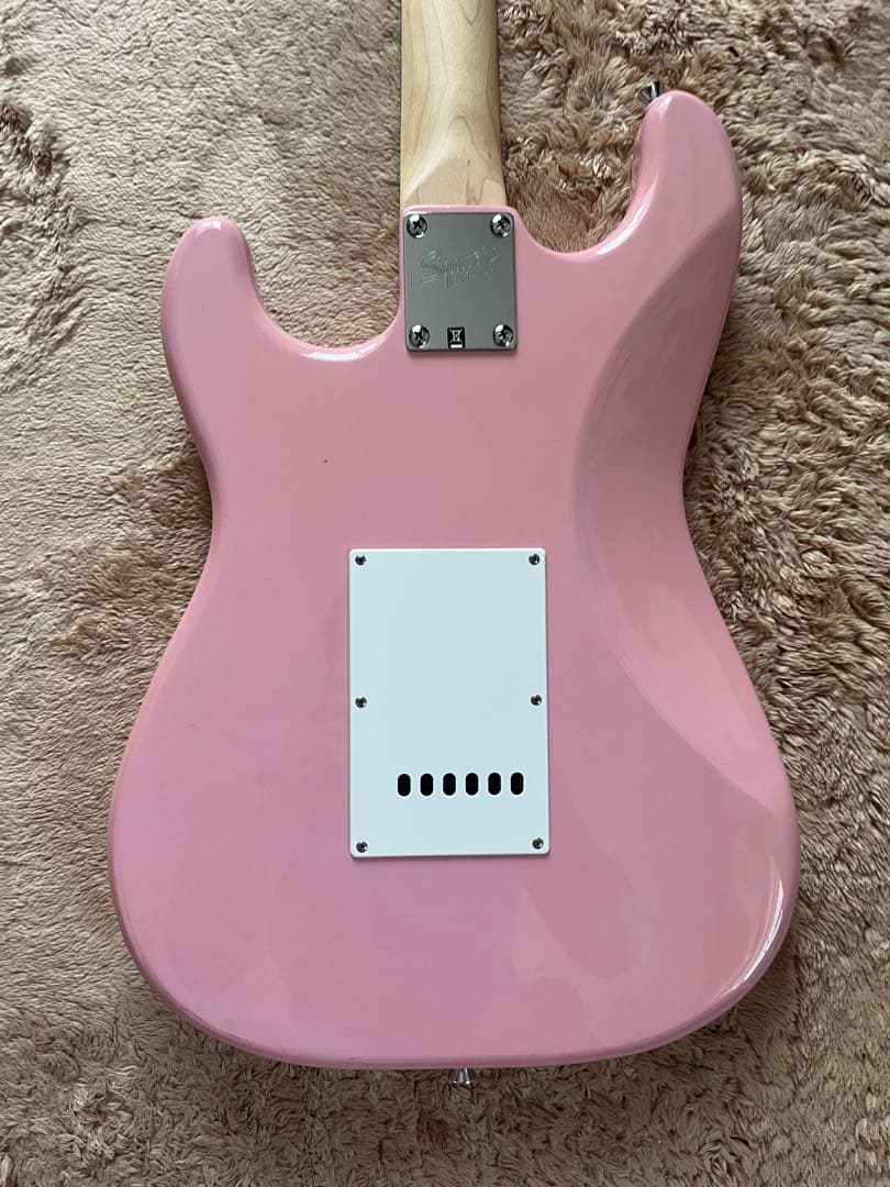 【調整済】squier Bullet ストラト　fender エレキギター　美品