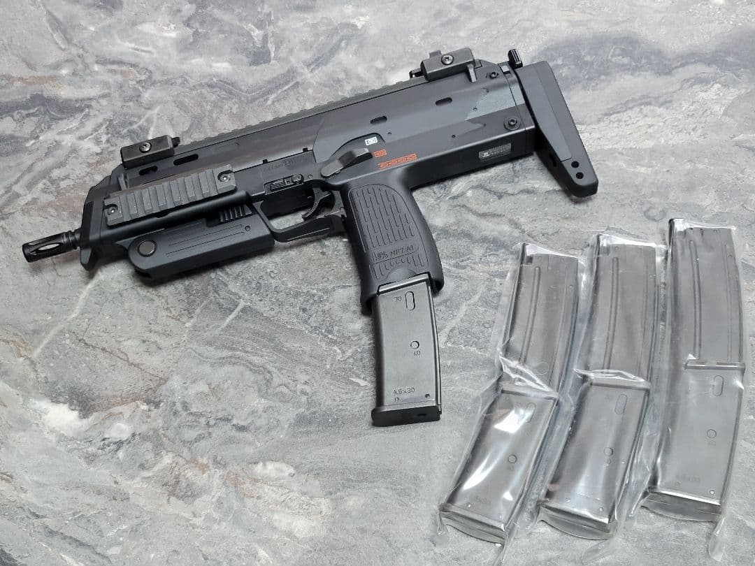 東京マルイ MP7 A1 ガスガン マガジン3本付き 新品未使用