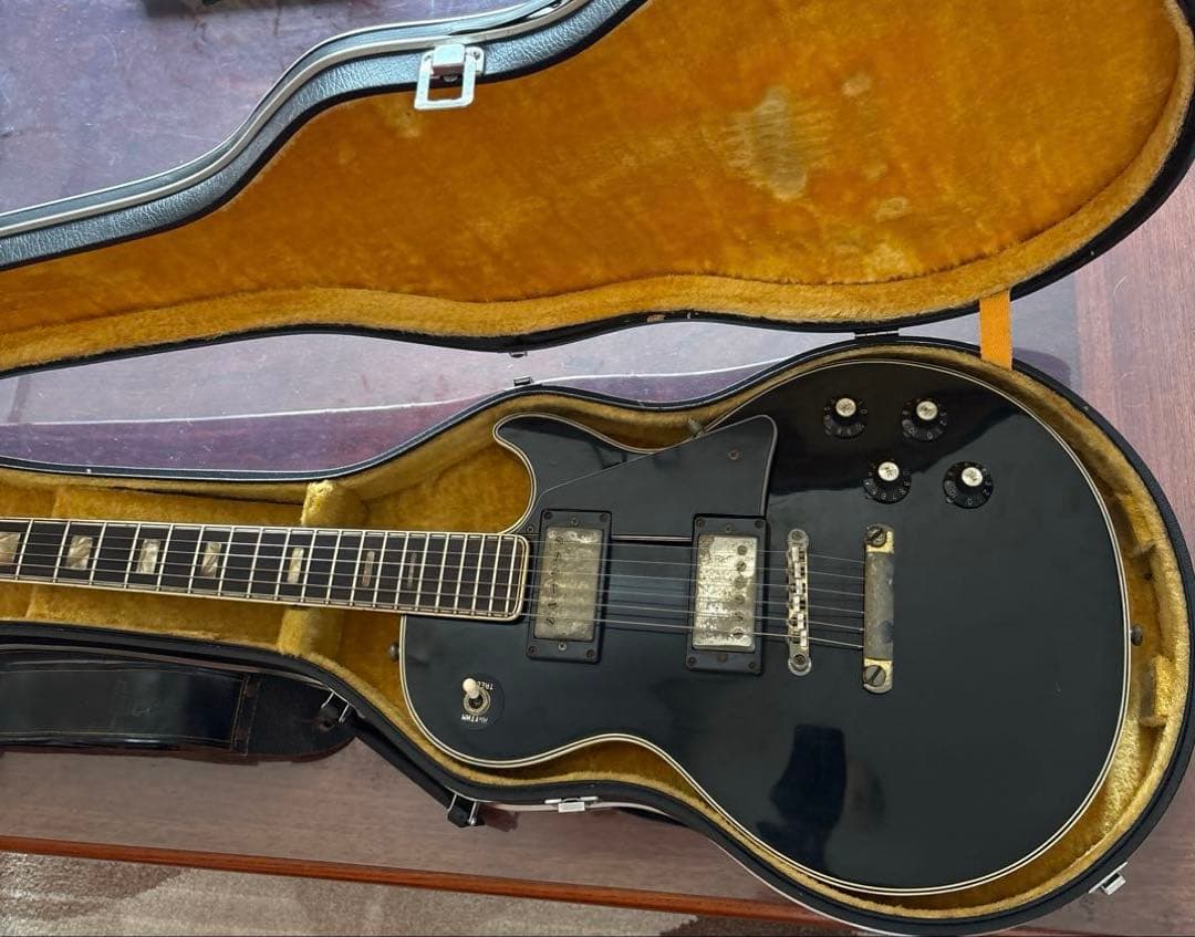 グネコ　エレキギターレスポールモデル